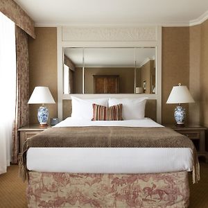 Executive Kamer met een Queen Size Bed
