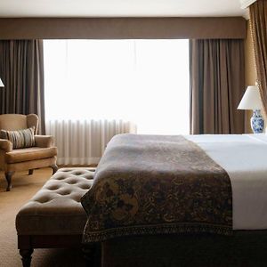 Kamer met een Queen Size Bed